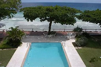 Allamanda Beach Hotel Rockley